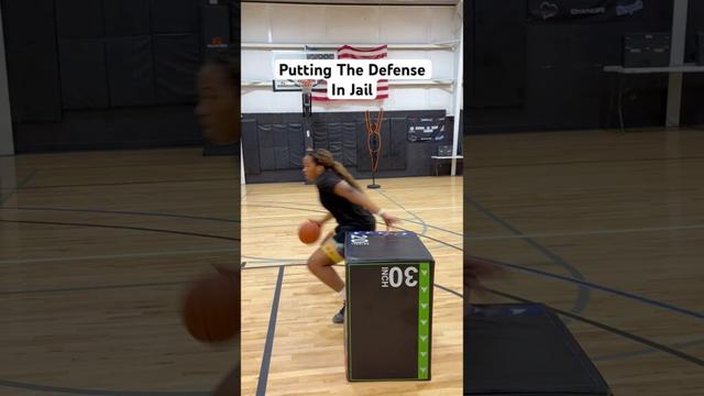 Putting The Defense In Jail!#basketball #hooping #ballislife #elite