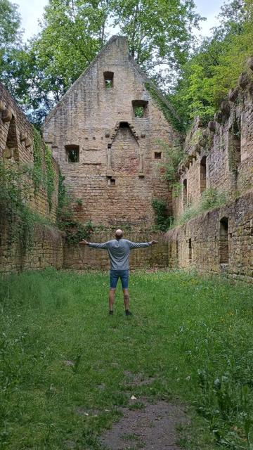 Me standing in the hospital of the monstary ruin Disibodenberg