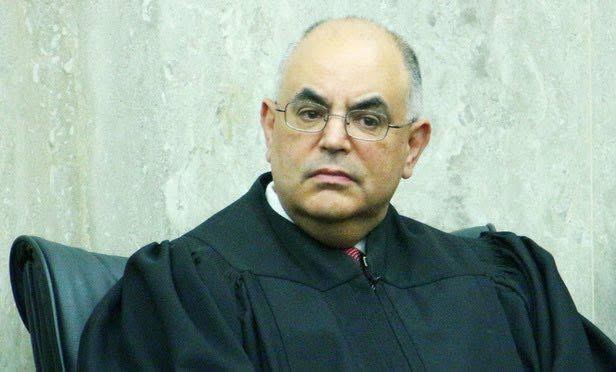In foto il giudice distrettuale statunitense Rudolph Contreras