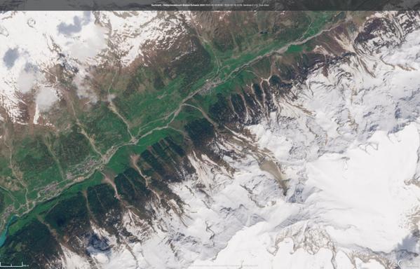 Satellite image from the Sentinel-2 satellite.

Taken on 18.05.2025 You can see Blatten in Switzerland and the surrounding area before the glacier collapse