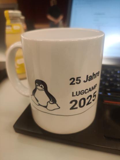 Die offizielle 25 Jahre LUG-Camp Tasse!
Vorderseite: 25 Jahre LUG-Camp 2025