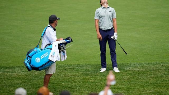 Shoeless Jordan Spieth saves par on memorable Memorial Tournament hole