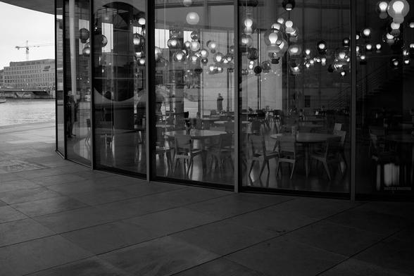 Monochrome street photography from Berlin, Germany.