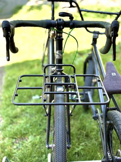 A nice bike with a new, also nice, front rack.