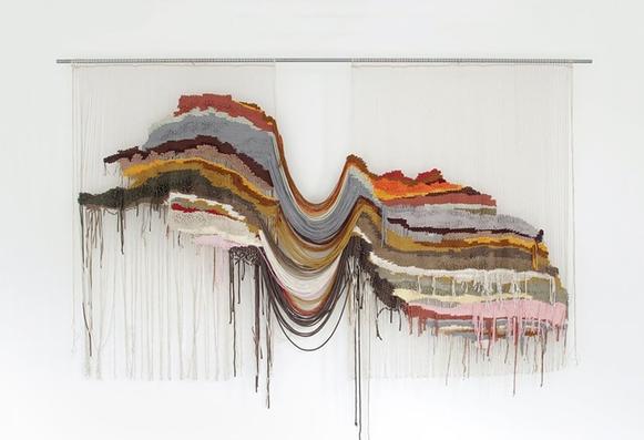 Les broderies dégoulinantes de Ana Teresa Barboza 1