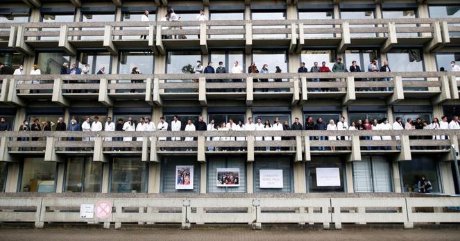 独有力研究組織の求人に米国からの応募殺到、米大統領の締め付けが影響か | ロイター