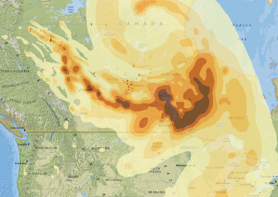 Smoke forecast showing the path of smoke from Canada to Eastern Canada and the US