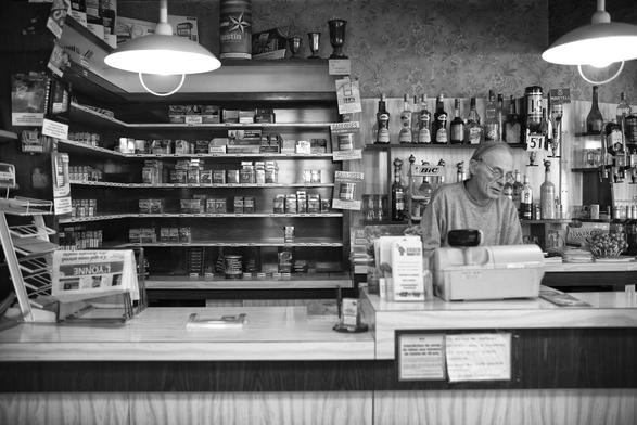 le patron du café de la gare