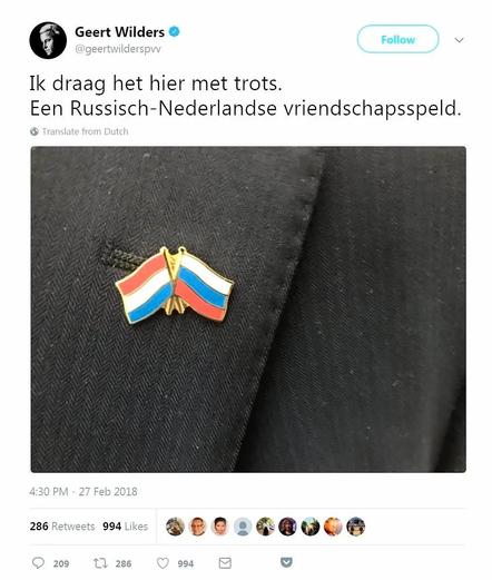 Tweet by Geert Wilders dated 27 February 2018. Pictured is presumably his lapel with Dutch and Russian flags. He writes:
“Ik draag het hier met trots.
Een Russisch-Nederlandse vriendschapsspeld.”