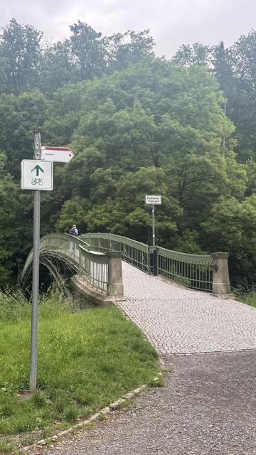 Schrödingers Radfahrer: da geht’s lang. Aber bitte nicht mit dem Fahrrad fahren.