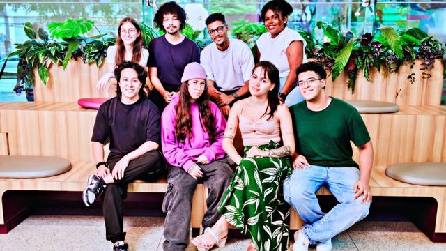 Vivo tem inscrições abertas para mais de 450 vagas para programa de estágio: metade das oportunidades é para talentos negros e todas vagas são elegíveis a PcD; inglês não é exigido, e não há restrição de idade