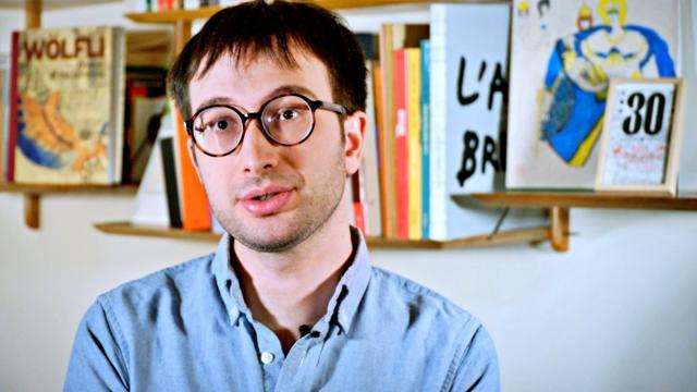Arte1 estreia documentário sobre arte bruta e suas influências na modernidade: Raphael Koenig, doutorando em literatura comparada, participa do documentário