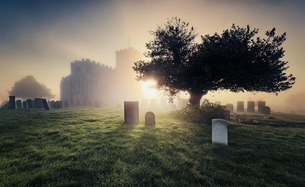 Stunning ethereal misty light at Breedon on the hill churchyard