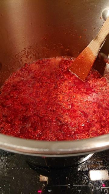 Les mêmes framboises désormais cuites