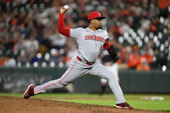 What Are The Dodgers Trading to the Reds For Alexis Diaz?