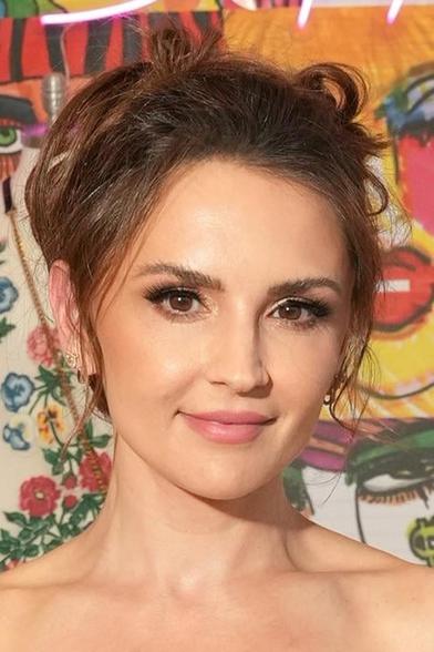 Rachael Leigh Cook