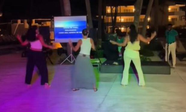 Fragmento del vídeo de @veraylidiatwins (@veraylidiatwins)