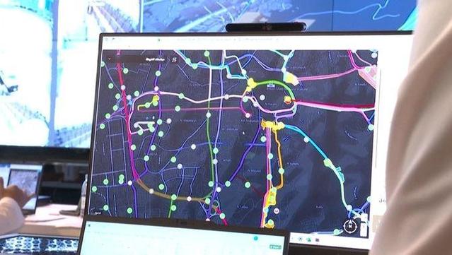 La intel·ligència artificial controla els fluxos de persones i la capacitat màxima dels llocs sants a la Meca (AFP)