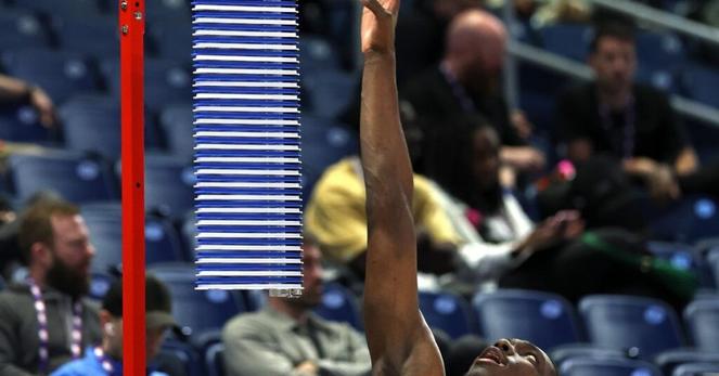 Meet St. Joe’s Rasheer Fleming: The forward with a 7-5 wingspan NBA teams can’t ignore
