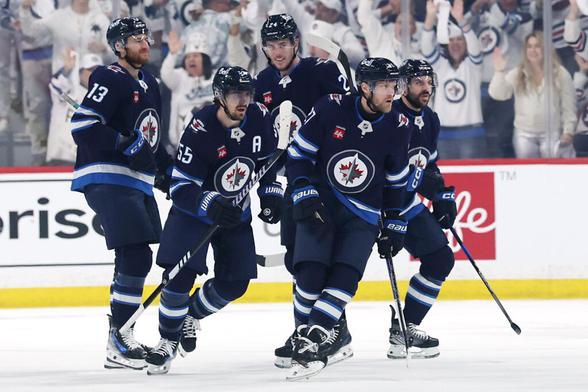 Winnipeg Jets' 2025-26 Roster Projection 1.0: Following Up the Presidents' Trophy Season - The Hockey Writers -
