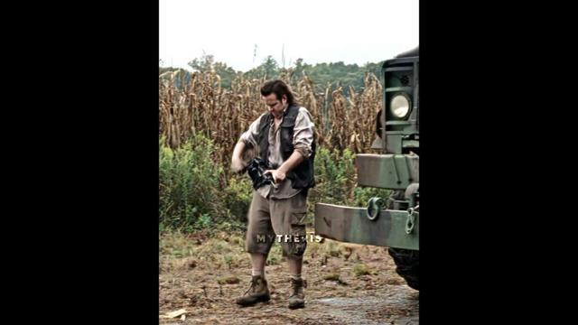 Eugene Tries To Shoot A Gun 🤣┃The Walking Dead┃#shorts