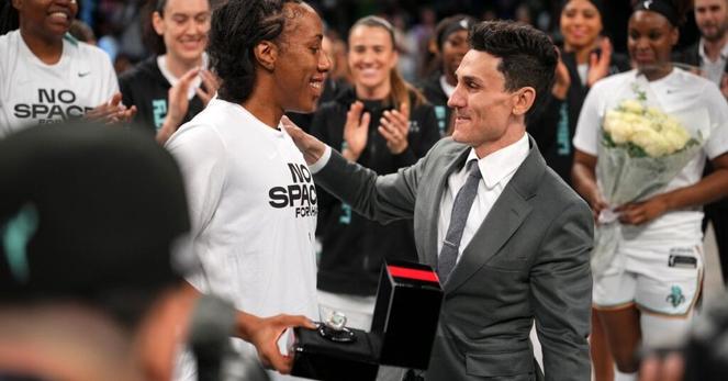 Natasha Cloud on the Liberty has Jonathan Kolb in lead for WNBA executive award