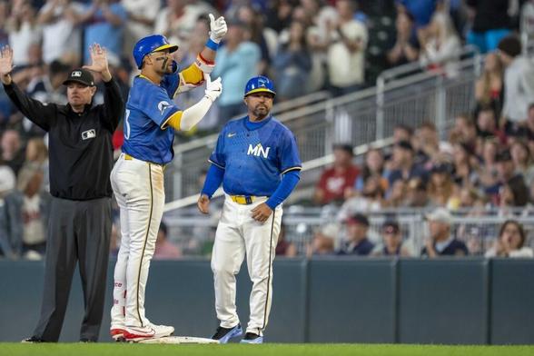 Blue Jays 6, Twins 4: Middle-Inning Malaise Flips Script in Minnesota - Twins