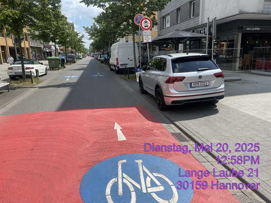 Reine exklusive & zentralste Fahrradstrasse Hannover- ohne die Versenkbaren Poller , und  durch nicht Überwachung der Reformierten StVG / STVO seitens der Polizei ….