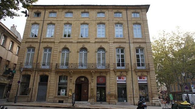 Hôtel du Poët à #AixenProvence (#BouchesDuRhône) Hôtel du Poët (cad. AE 236) : inscription par arrêté du 3 novembre 1987.
Suite 👉 https://monumentum.fr/monument-historique/pa00081047/aix-en-provence-hotel-du-poet
#Patrimoine #MonumentHistorique
Photo CC-BY-SA 4.0 : JM Campaner