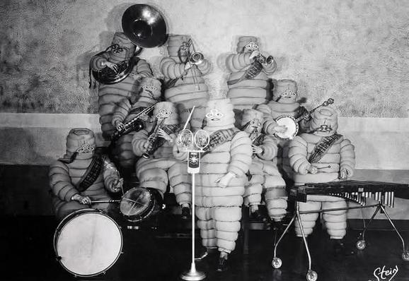 The Michelin band performs at the inauguration of the Michelin Hour radio show, April 17, 1928.