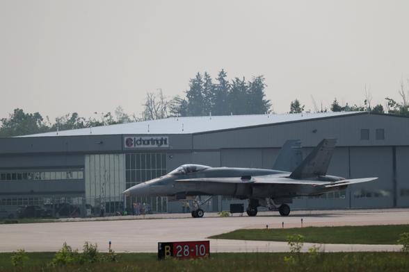 F18 Hornet taxing after landing