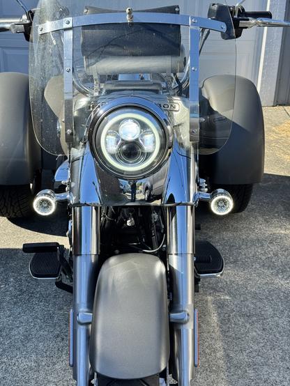 LED Bullets in place and operating white (running).
