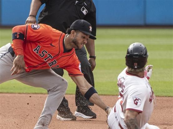 Astros take lead on wild pitch and defeat Guardians 5-3 in 10 innings