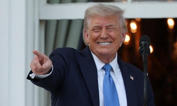 El presidente de EEUU, Donald Trump, durante una "Velada de Verano" celebrada en el Jardín Sur de la Casa Blanca en Washington, el 4 de junio de 2025. (Leah Millis / Reuters)