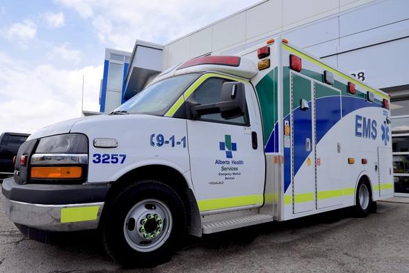AHS warns Calgarians of measles exposures at golf courses, recreation facility