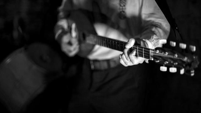 Un joueur de tamboura bulgare