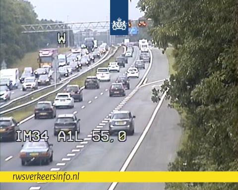 Druk verkeer op de A1 bij Barneveld
