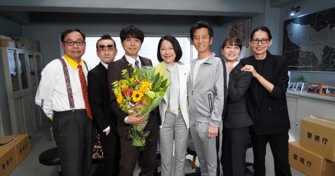 井ノ原快彦『9係』→『特捜９』20年にわたるシリーズ撮了に涙「本当に家族みたい」 - ORICON
