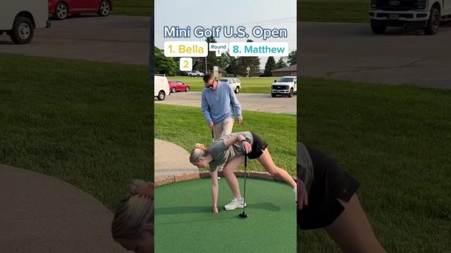 2025 Mini Golf U.S. Open Round 1, 1. Bella vs 8. Matthew (Holes 1-2) #golf #minigolf #usopen #viral
