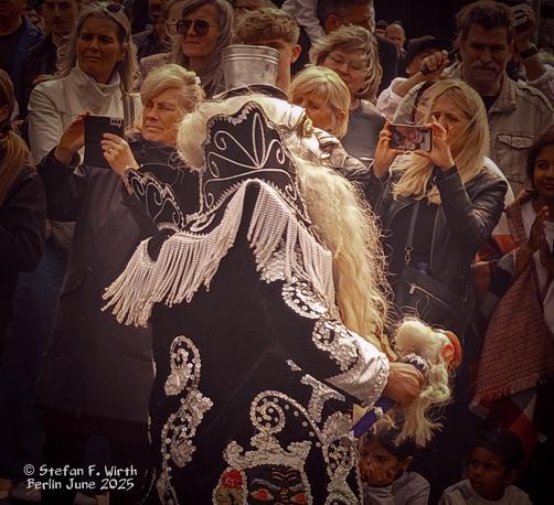 Karneval der Kulturen in Berlin, parade 8 June in district Friedrichshain, © photos Stefan F. Wirth
