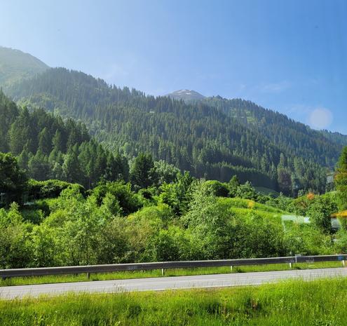BL
Lick nach draußen auf Berge