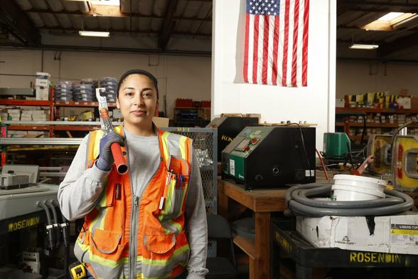 Milagros Gomez, a foreman with the Bay Area's Rosendin Electric and a member of IBEW 332 in Santa Clara County, California.