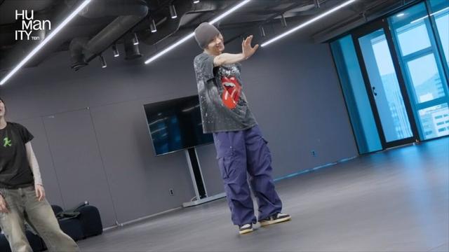 TEN 'Silence' Dance Practice Behind the Scenes