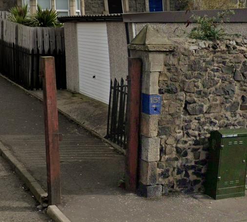 A Georgian gate pier where it shouldn't be? 151 Lochend Road, Edinburgh.