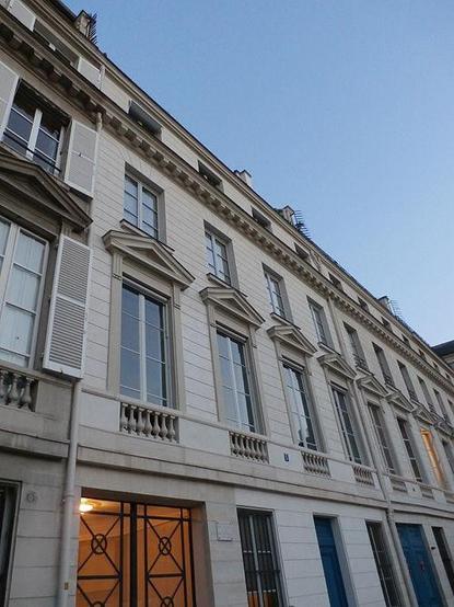 Maison à #Paris7 (#Paris) Construction 3e quart XVIIIe siècle. La façade et la toiture sur la place : inscription par arrêté du 5 juillet 1935.
Suite 👉 https://monumentum.fr/monument-historique/pa00088776/paris-7e-arrondissement-maison
#Patrimoine #MonumentHistorique
Photo CC-BY-SA 4.0 : Magnus the Great