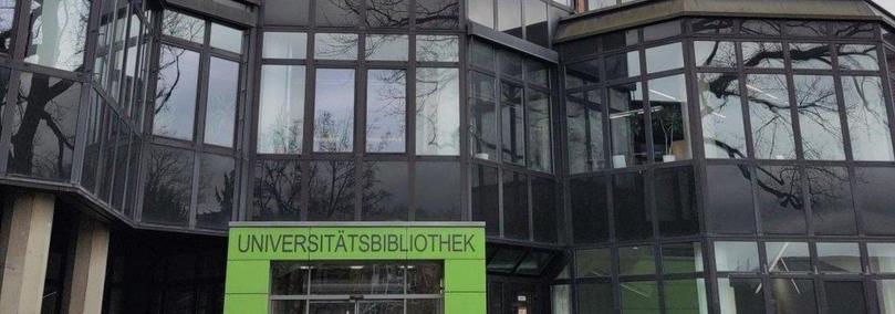 Außenansicht des Gebäudes der Universitätsbibliothek in Duisburg