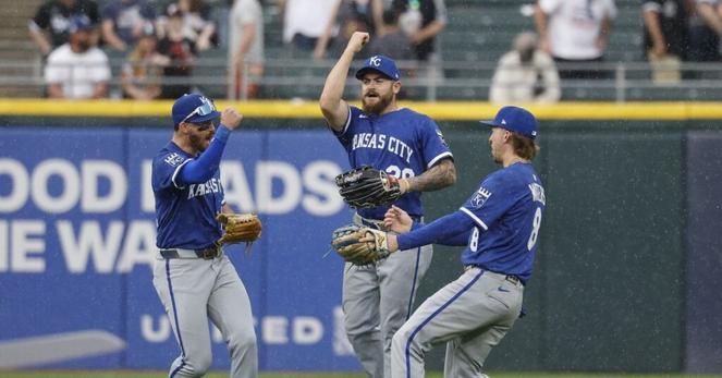 We will know soon if the Royals will be buyers or sellers at the trade deadline