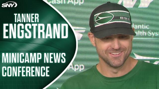 Jets OC Tanner Engstrand praises Justin Fields and Garrett Wilson