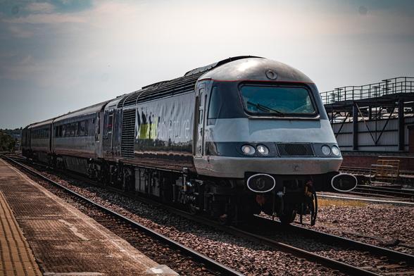 RailAdventure HST pulling into Aberdeen station