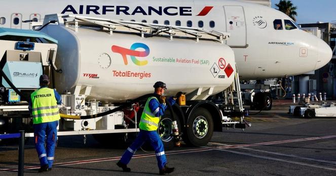 EU、SAF購入の航空会社に補助金支給へ クリーン燃料促進 | ロイター